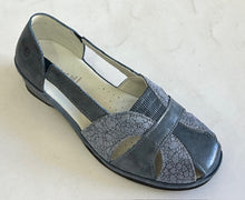 Load image into Gallery viewer, Suave Aly Taupe &amp; Cobalt Blue, Heel In, Toe In &amp; Sculptured Arch Support
