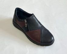 Load image into Gallery viewer, Cassini Merger Black Multi &amp; Navy Multi, Orthotic Friendly, Removable Innersole &amp; Side Zip
