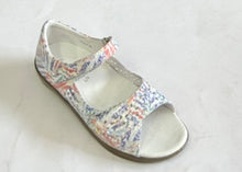 Load image into Gallery viewer, Klouds Tracy White Multi &amp; Champagne, Orthotic Friendly, Removable Innersole, Heel In &amp; Adjustable Velcro Straps
