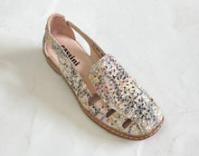 Load image into Gallery viewer, Cassini Might, Beige Multi &amp; Blush Multi Shoe, Padded Innersole &amp; Slip On

